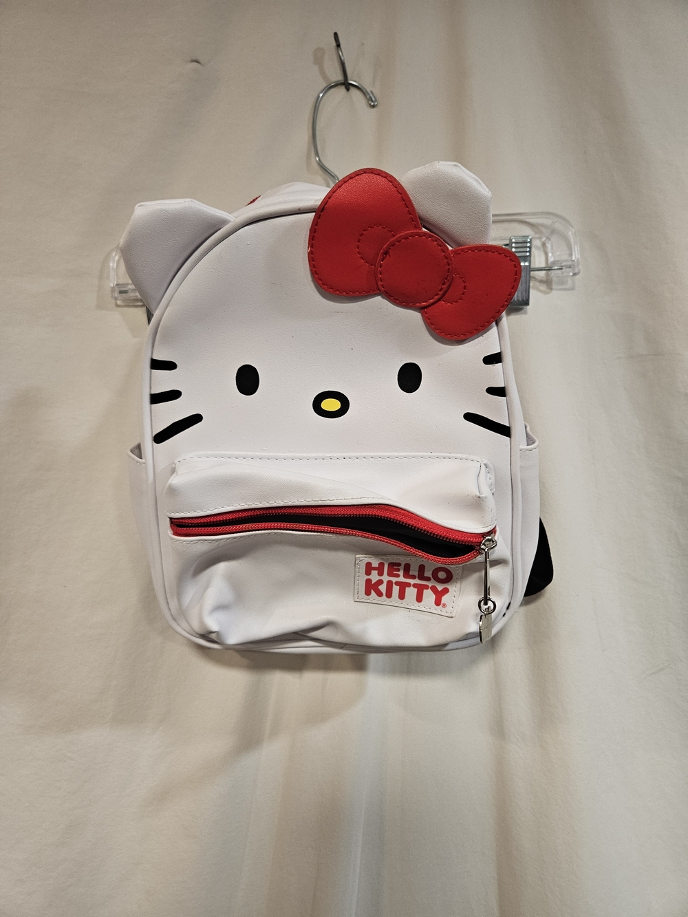 🐈 Sanrio Hello Kitty White Backpack with Red Bow
